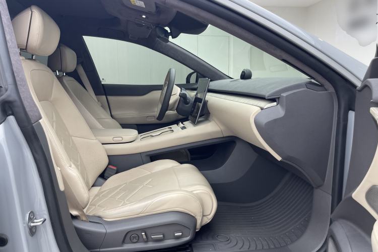 Used Nio ET7 2022 100kWh First Edition Right Front Seat