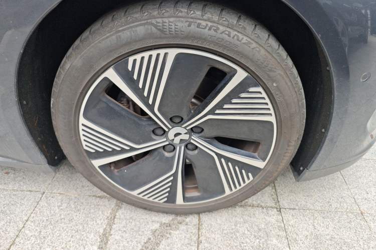 Used Nio ET7 2022 100kWh First Edition Right Front Wheel Hub