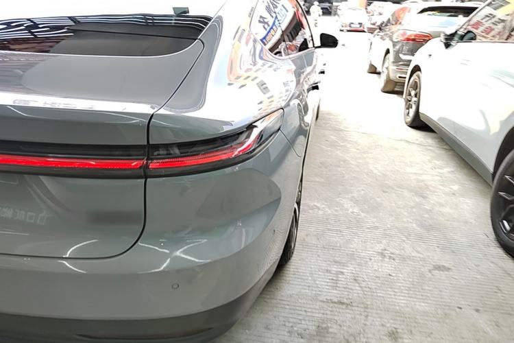 Used Nio ET7 2022 100kWh First Edition Right Rear Taillight