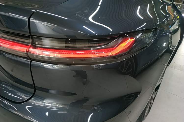 Used Nio ET7 2022 100kWh First Edition Right Rear Taillight