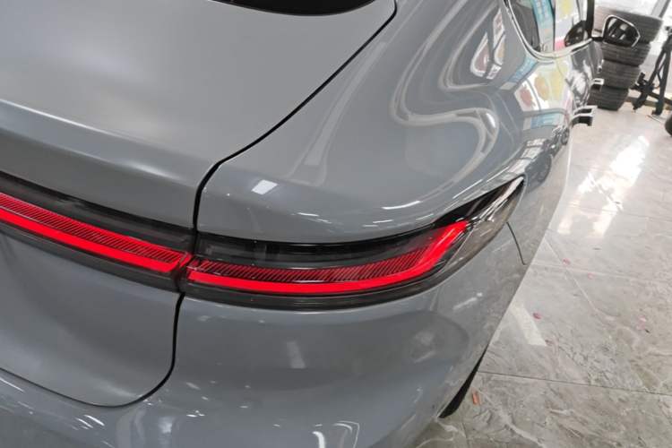 Used Nio ET7 2022 100kWh First Edition Right Rear Taillight