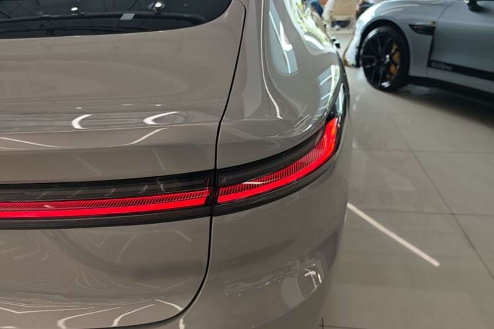 Used Nio ET7 2022 100kWh First Edition Right Rear Taillight