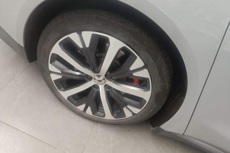 Used Nio ET7 2022 100kWh First Edition Right Rear Wheel Hub