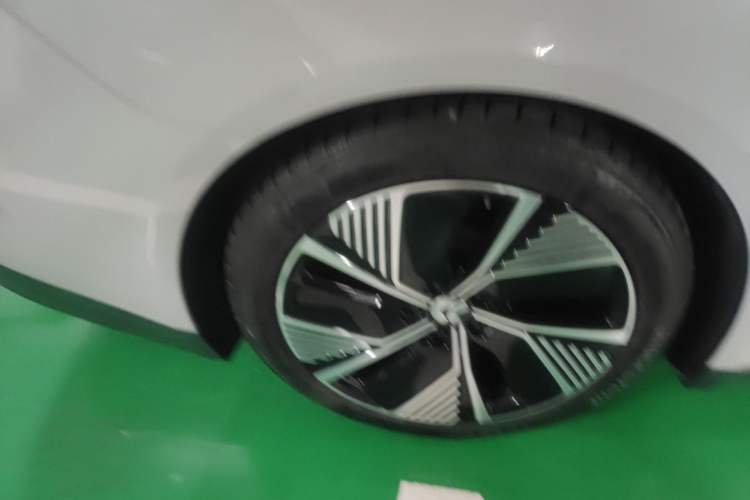Used Nio ET7 2022 100kWh First Edition Right Rear Wheel Hub
