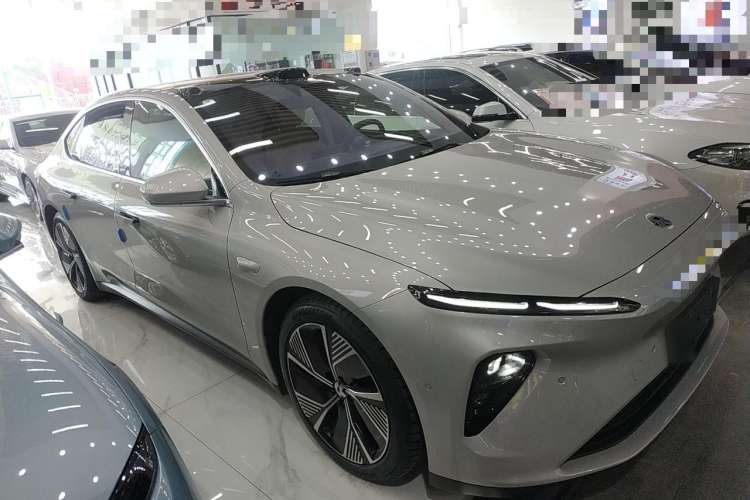 Used Nio ET7 2022 100kWh First Edition Right Side