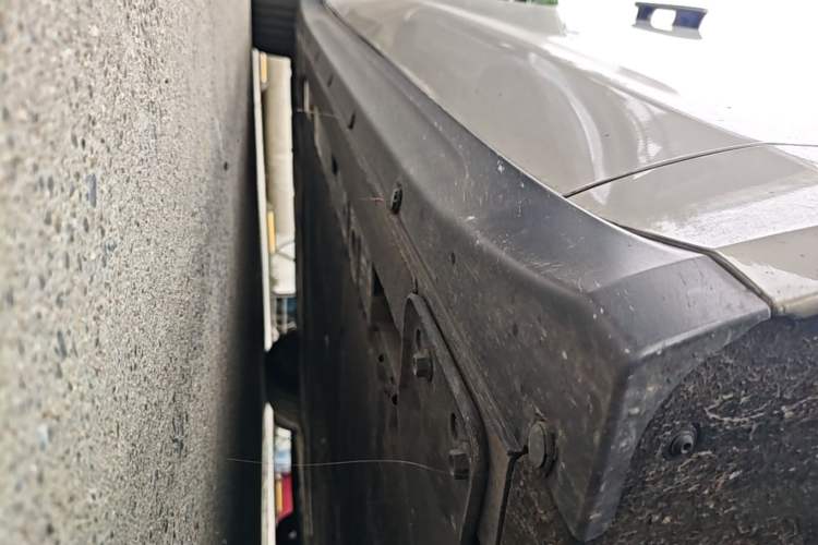 Used Nio ET7 2022 100kWh First Edition Right Side Sill