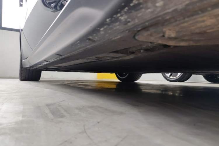 Used Nio ET7 2022 100kWh First Edition Right Side Sill