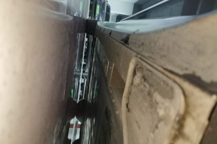 Used Nio ET7 2022 75 kWh Right Side Sill