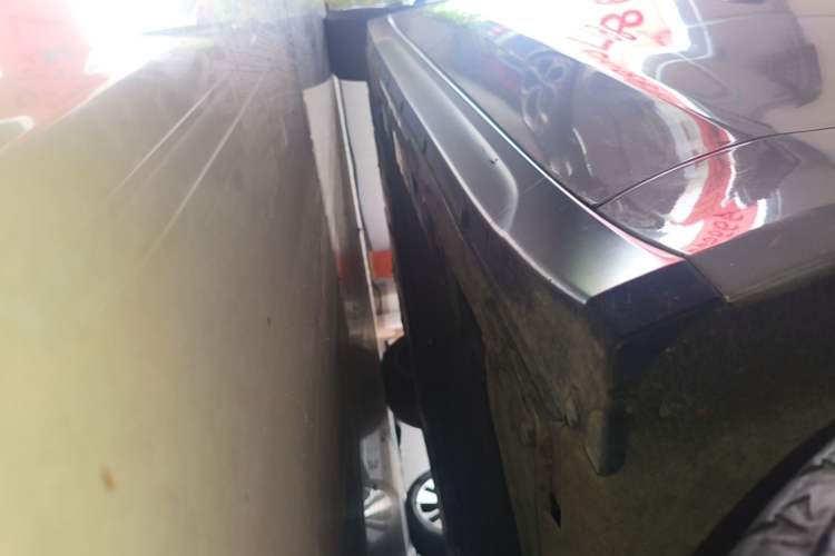 Used Nio ET7 2022 100kWh First Edition Right Side Sill