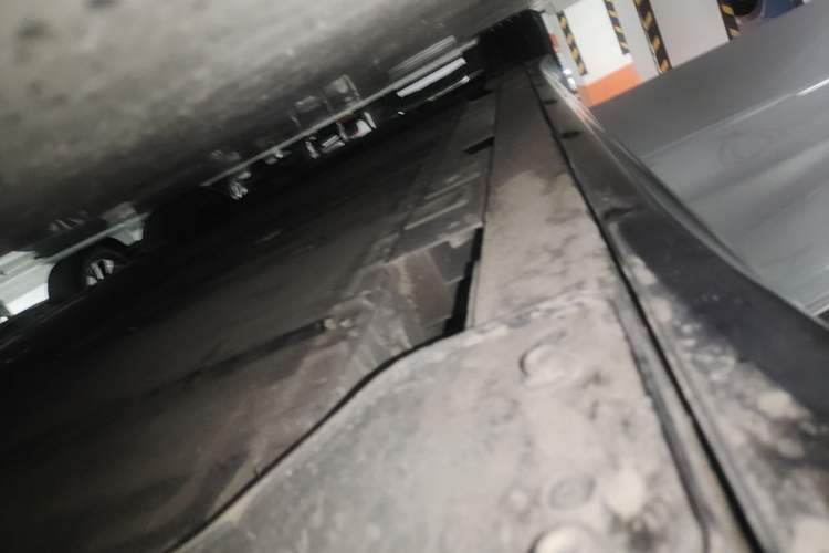 Used Nio ET7 2022 100kWh First Edition Right Side Sill