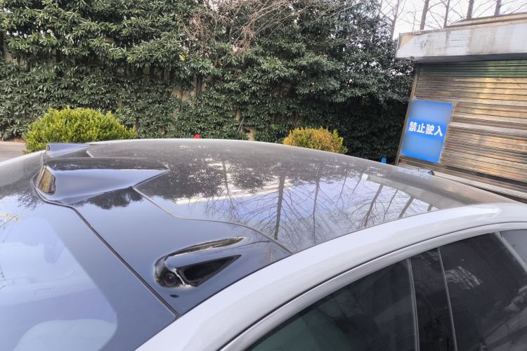 Used Nio ET7 2022 75 kWh Roof