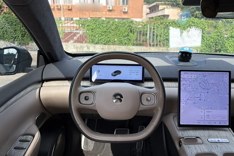 Used Nio ET7 2022 100kWh First Edition Steering Wheel