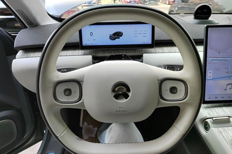 Used Nio ET7 2022 100kWh First Edition Steering Wheel