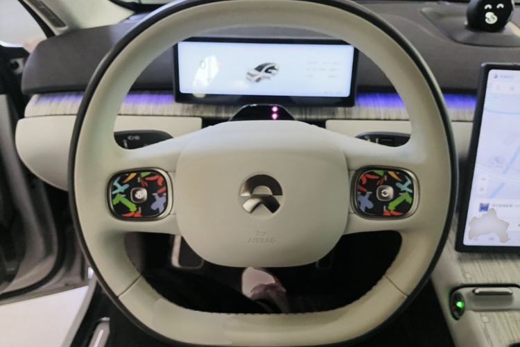 Used Nio ET7 2022 75 kWh Steering Wheel