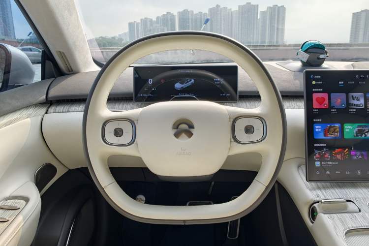 Used Nio ET7 2022 100kWh First Edition Steering Wheel