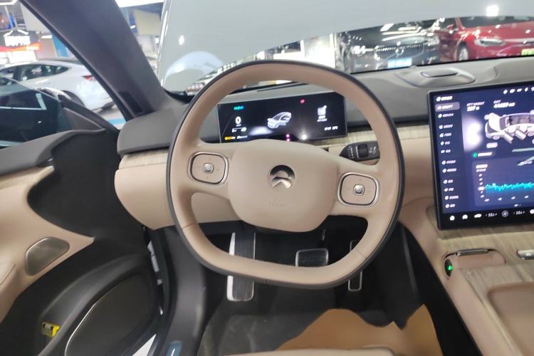 Used Nio ET7 2022 75 kWh Steering Wheel