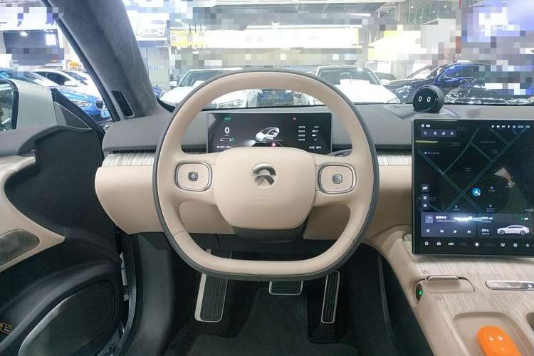 Used Nio ET7 2022 100kWh First Edition Steering Wheel