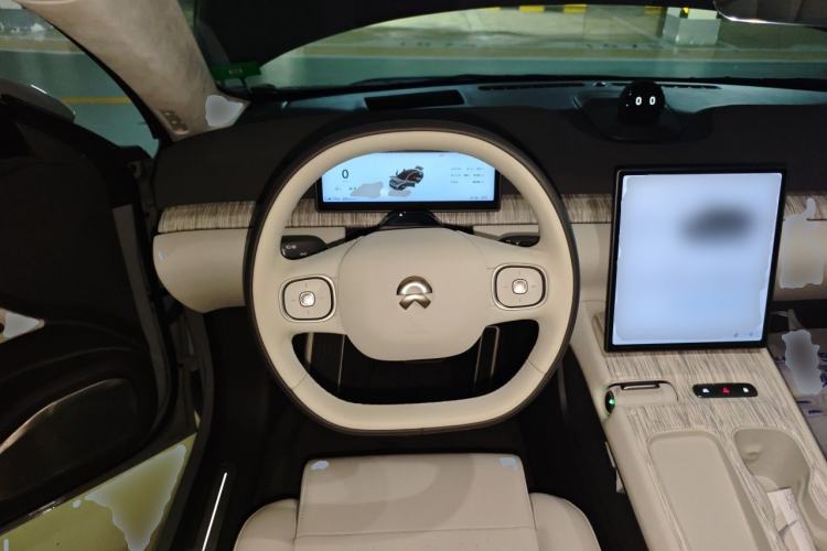 Used Nio ET7 2022 75 kWh Steering Wheel