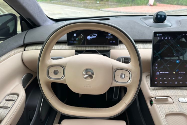 Used Nio ET7 2022 100kWh First Edition Steering Wheel