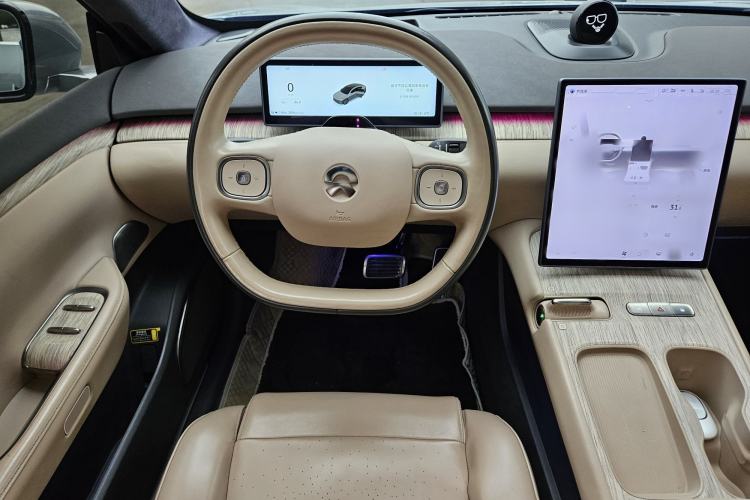 Used Nio ET7 2022 100kWh First Edition Steering Wheel