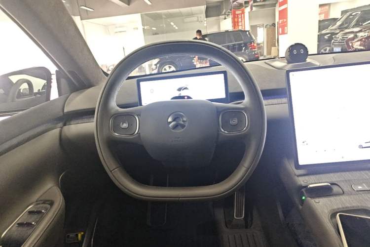 Used Nio ET7 2022 100kWh First Edition Steering Wheel