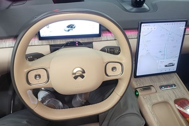 Used Nio ET7 2022 100kWh First Edition Steering Wheel