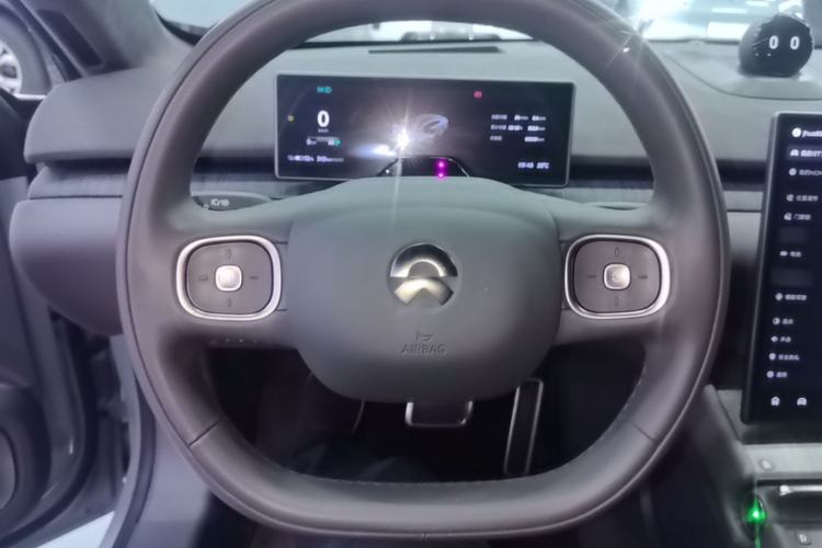 Used Nio ET7 2022 100kWh First Edition Steering Wheel