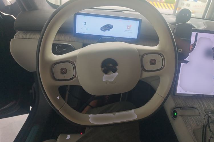 Used Nio ET7 2022 75 kWh Steering Wheel