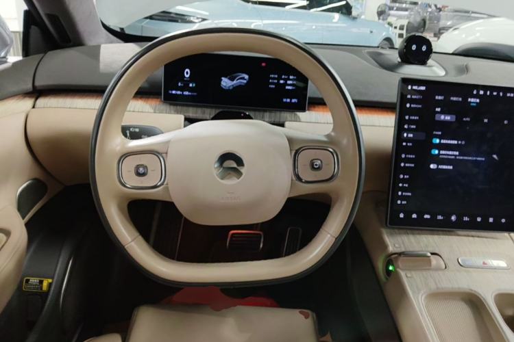 Used Nio ET7 2022 100kWh First Edition Steering Wheel