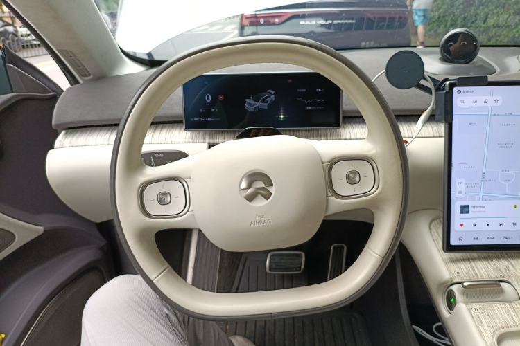 Used Nio ET7 2022 100kWh First Edition Steering Wheel