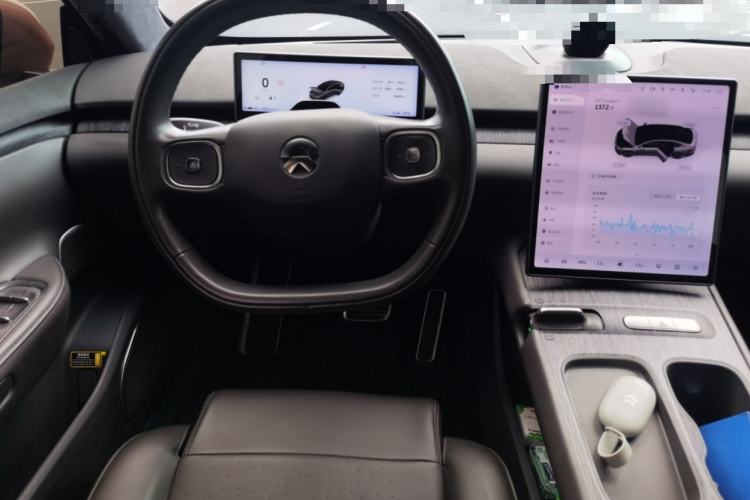 Used Nio ET7 2022 100 kWh Steering Wheel