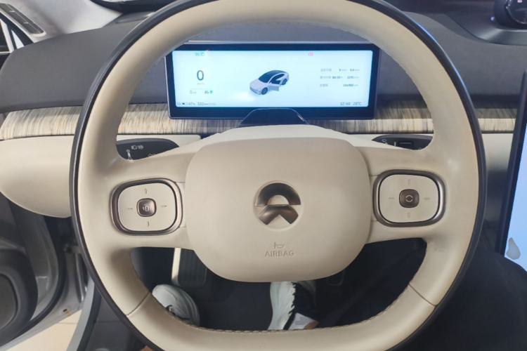 Used Nio ET7 2022 100kWh First Edition Steering Wheel
