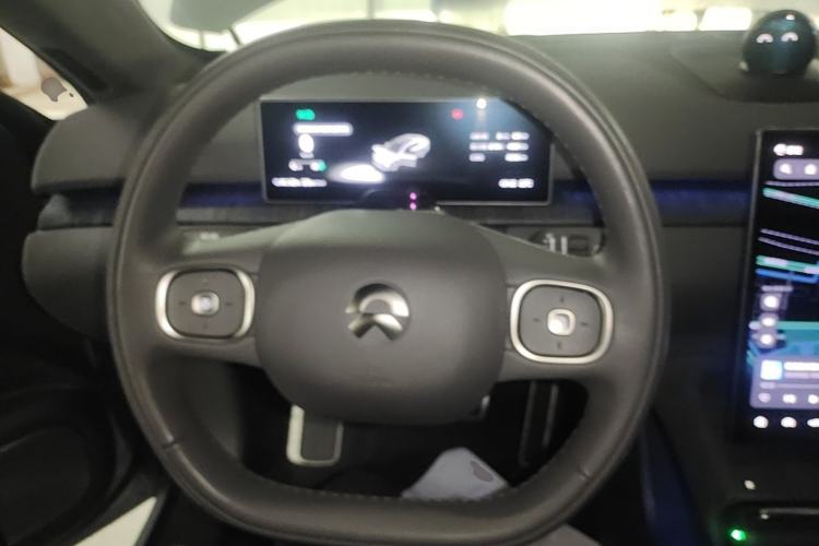 Used Nio ET7 2022 100kWh First Edition Steering Wheel