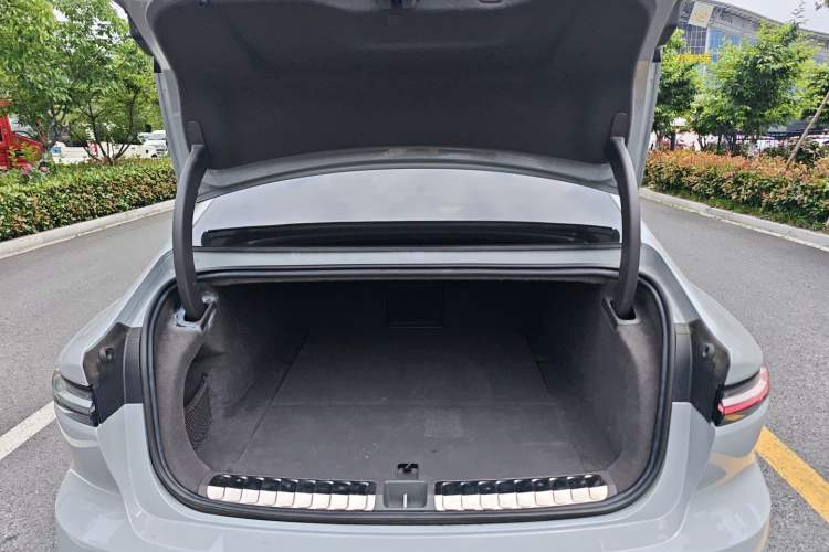 Used Nio ET7 2022 100kWh First Edition Trunk