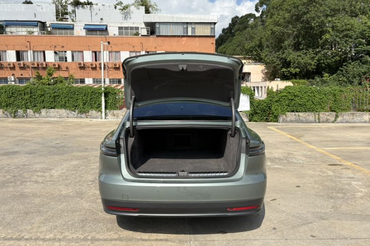 Used Nio ET7 2022 100kWh First Edition Trunk