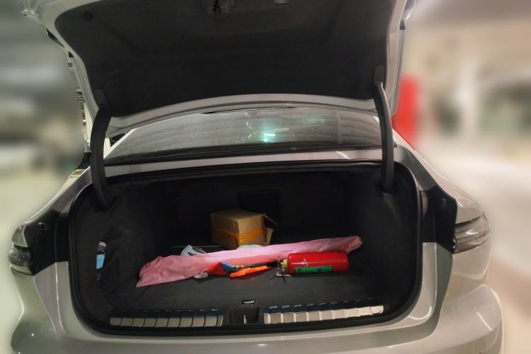 Used Nio ET7 2022 100kWh First Edition Trunk