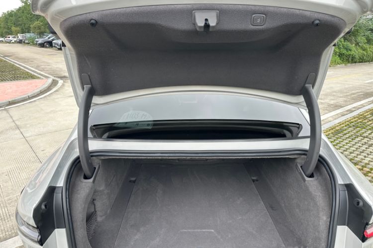 Used Nio ET7 2022 100kWh First Edition Trunk