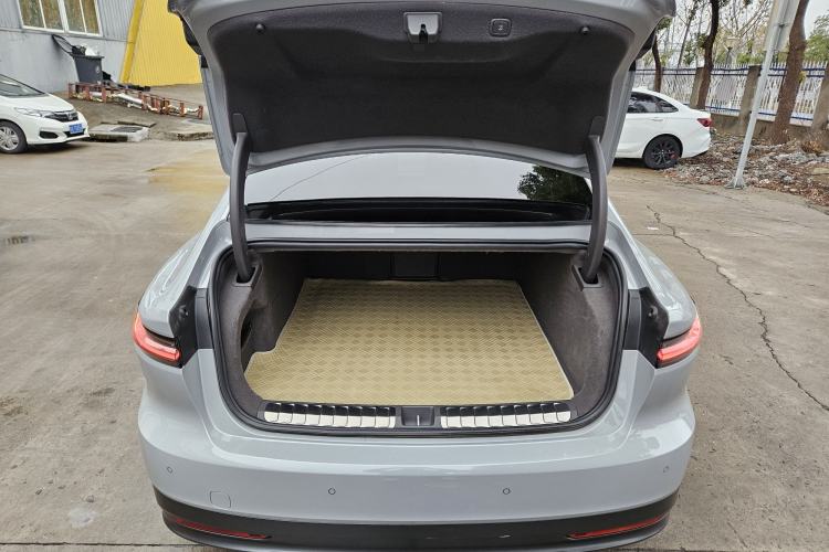 Used Nio ET7 2022 100kWh First Edition Trunk