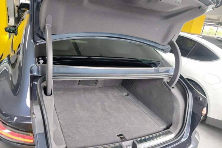 Used Nio ET7 2022 100kWh First Edition Trunk