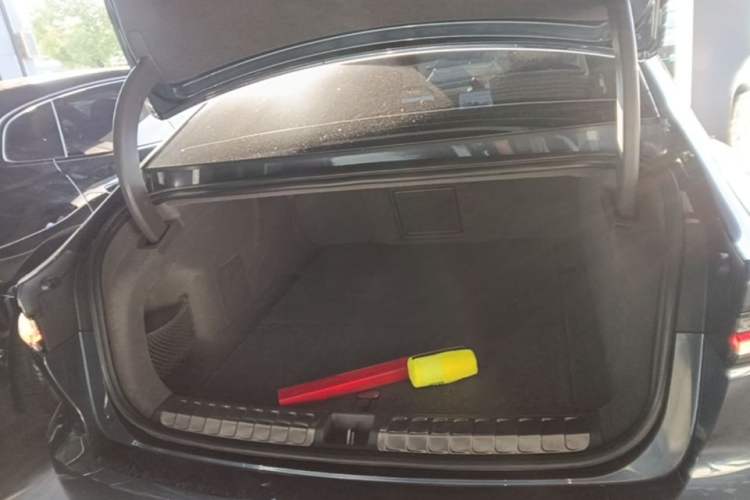 Used Nio ET7 2022 100kWh First Edition Trunk