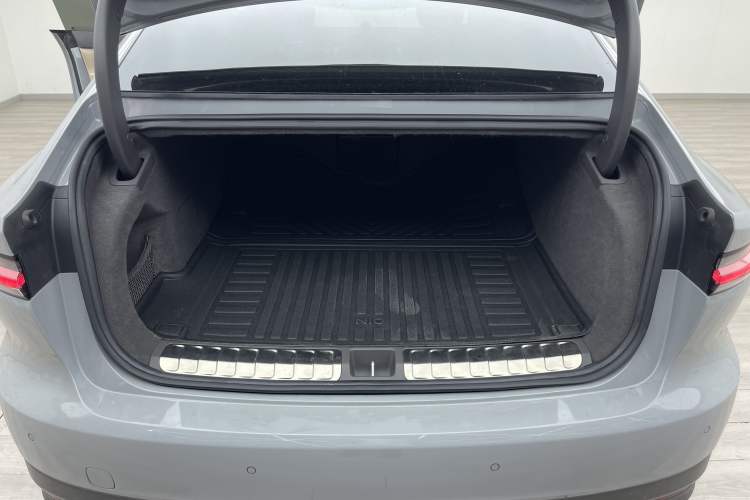Used Nio ET7 2022 100kWh First Edition Trunk