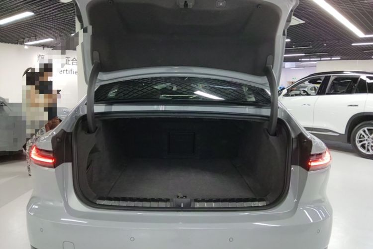 Used Nio ET7 2022 100kWh First Edition Trunk