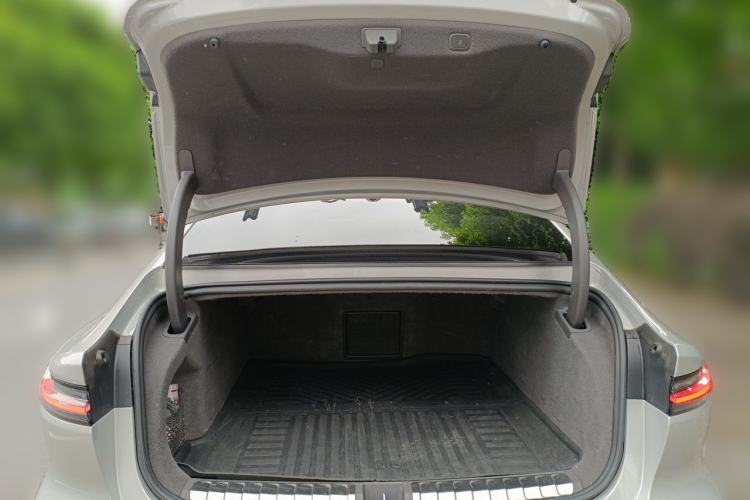 Used Nio ET7 2022 100kWh First Edition Trunk