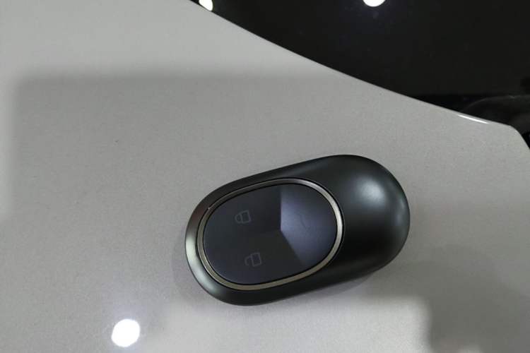 Used Nio ET7 2022 75 kWh Vehicle Key