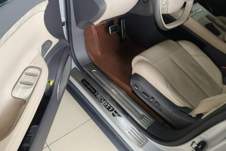 Used Nio ET7 2022 75 kWh Driver Seat