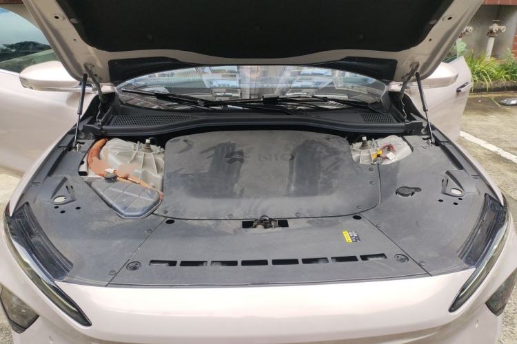 Used Nio ET7 2022 75 kWh Engine Bay