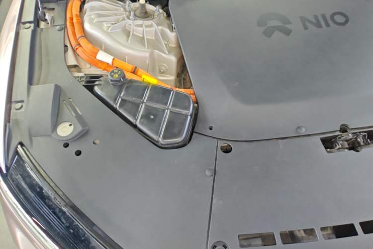 Used Nio ET7 2022 75 kWh Engine Bay Right