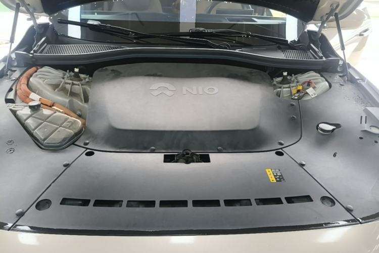 Used Nio ET7 2022 75 kWh Engine Bay