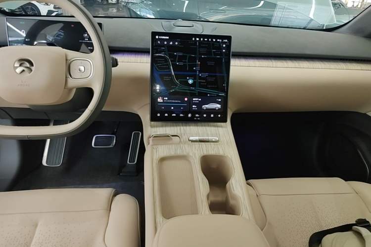 Used Nio ET7 2022 75 kWh Audio And AC Panel