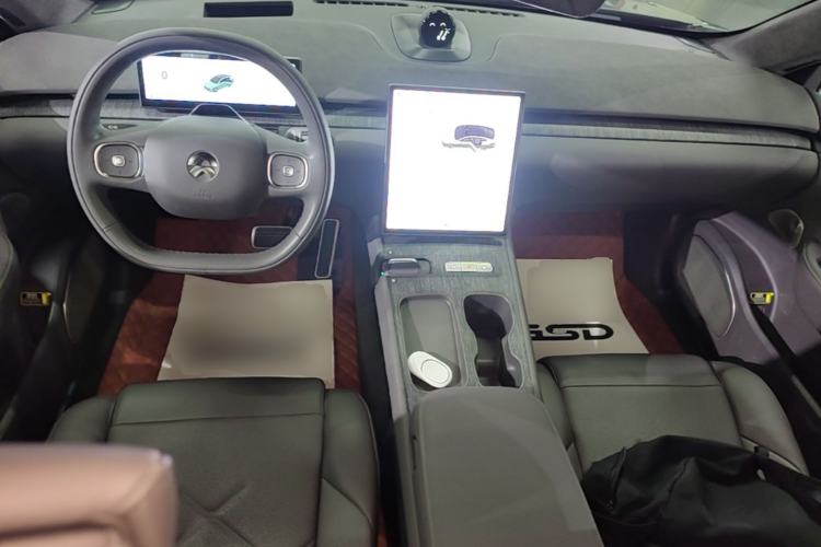 Used Nio ET7 2022 100kWh First Edition Center Console